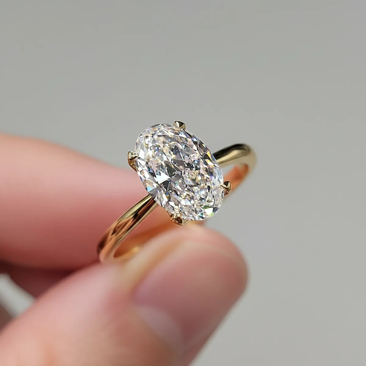 14K yellow gold 1.5ct oval-cut lab-grown diamond solitaire ring