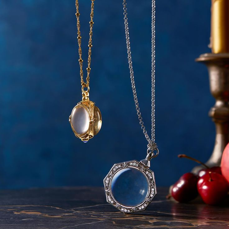 The Significance of Necklace Gifts: Meaning, Symbolism, and Occasions