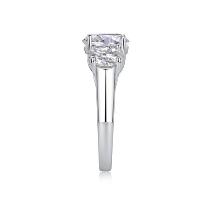 3ct Round Cut Moissanite Solitaire Engagement Ring with Side Stones