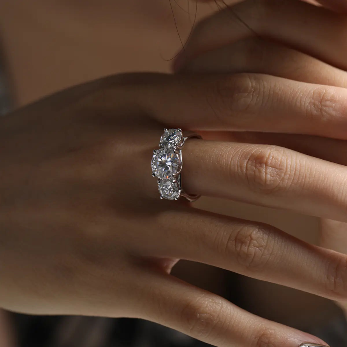 3ct Round Cut Moissanite Solitaire Engagement Ring with Side Stones