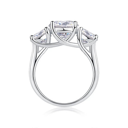 3ct Round Cut Moissanite Solitaire Engagement Ring with Side Stones
