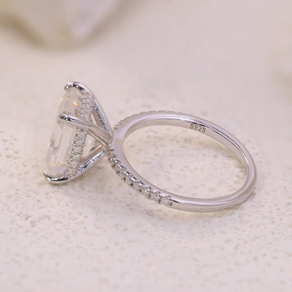 luxury emerald cut moissanite ring for anniversary or engagement