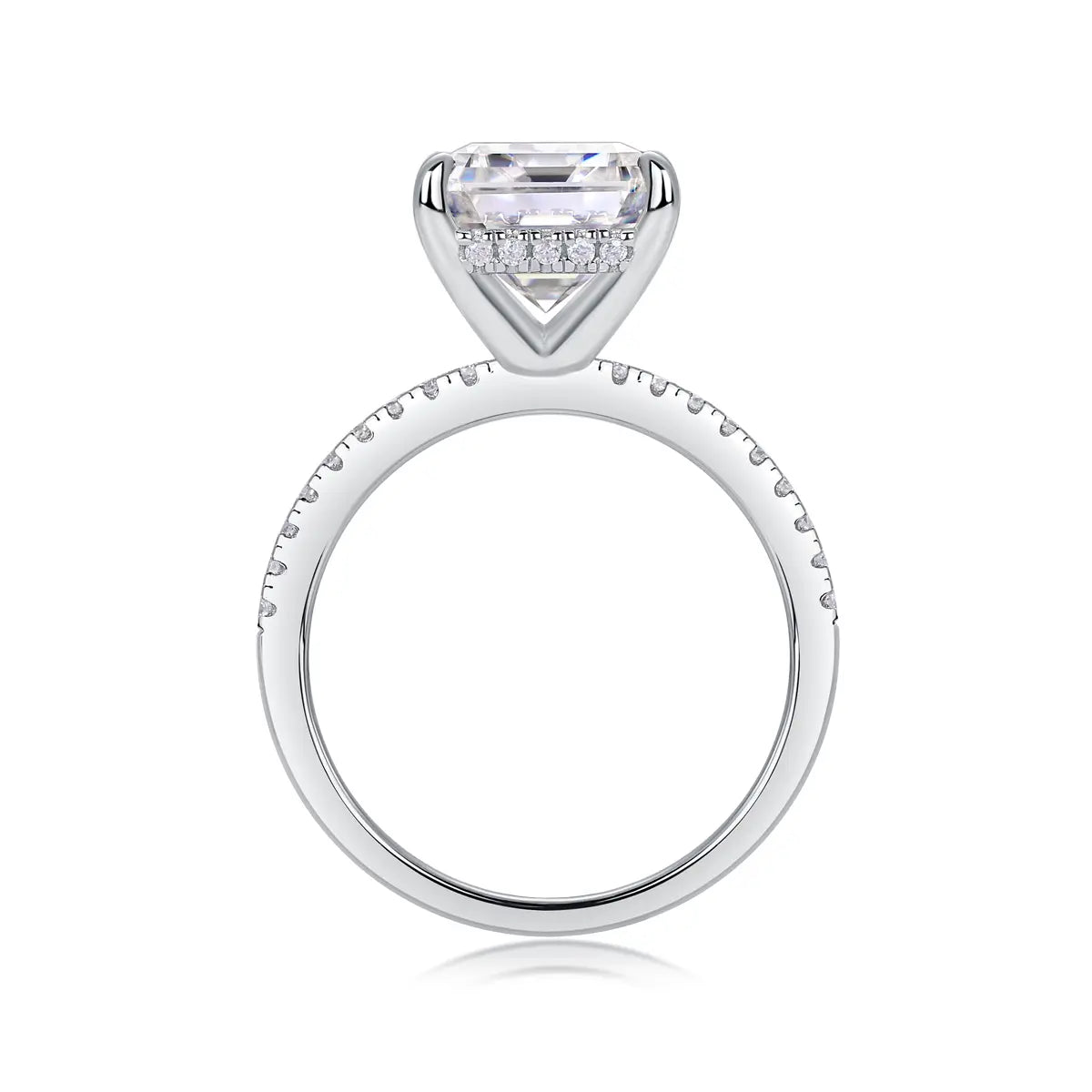 luxury emerald cut moissanite ring for anniversary or engagement