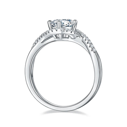 1ct round moissanite twisted band ring in 925 sterling silver with 18K white gold plating, elegant and modern engagement ring design.