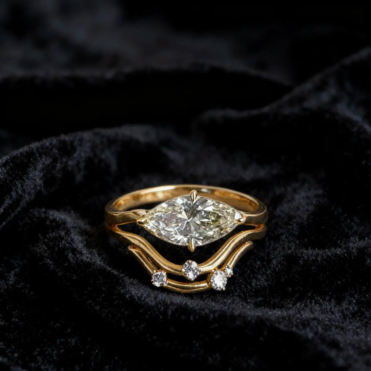 Double-layer wave ring with 2.0ct marquise lab diamond in yellow gold